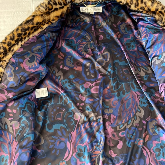 NWOT Trina Turk Leopard Print Faux Fur Coat - Picture 13 of 13